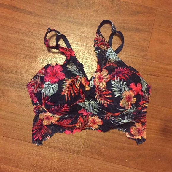 Victoria’s Secret Pink Bralette - Picture 1 of 2